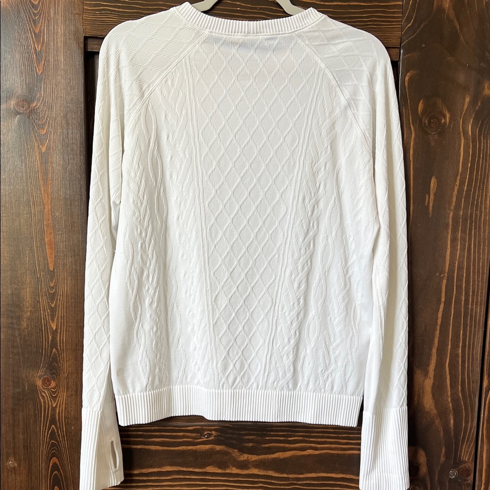 Lululemon long sleeve workout top - Picture 4 of 9